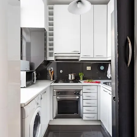 Joivy Bold And Colourful 1-bed Flat At The Heart Of Chiado, Nearby Carmo Convent