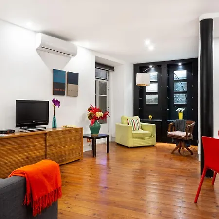 Joivy Bold And Colourful 1-bed Flat At The Heart Of Chiado, Nearby Carmo Convent Apartment Lisbon