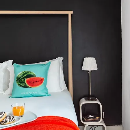 Appartement Joivy Bold And Colourful 1-bed Flat At The Heart Of Chiado, Nearby Carmo Convent