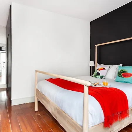 Appartement Joivy Bold And Colourful 1-bed Flat At The Heart Of Chiado, Nearby Carmo Convent Lisboa