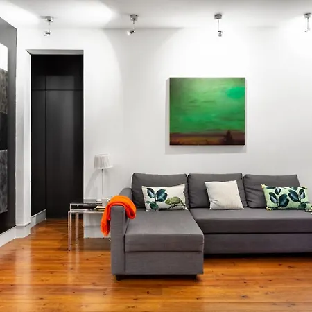 Joivy Bold And Colourful 1-bed Flat At The Heart Of Chiado, Nearby Carmo Convent Lisboa