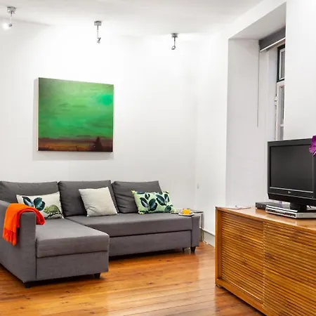 Appartement Joivy Bold And Colourful 1-bed Flat At The Heart Of Chiado, Nearby Carmo Convent Lisboa